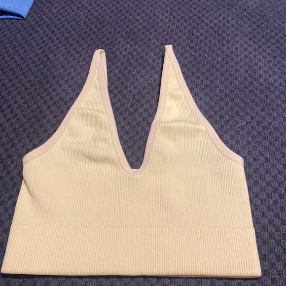 Cute top! - Picture 1 of 3